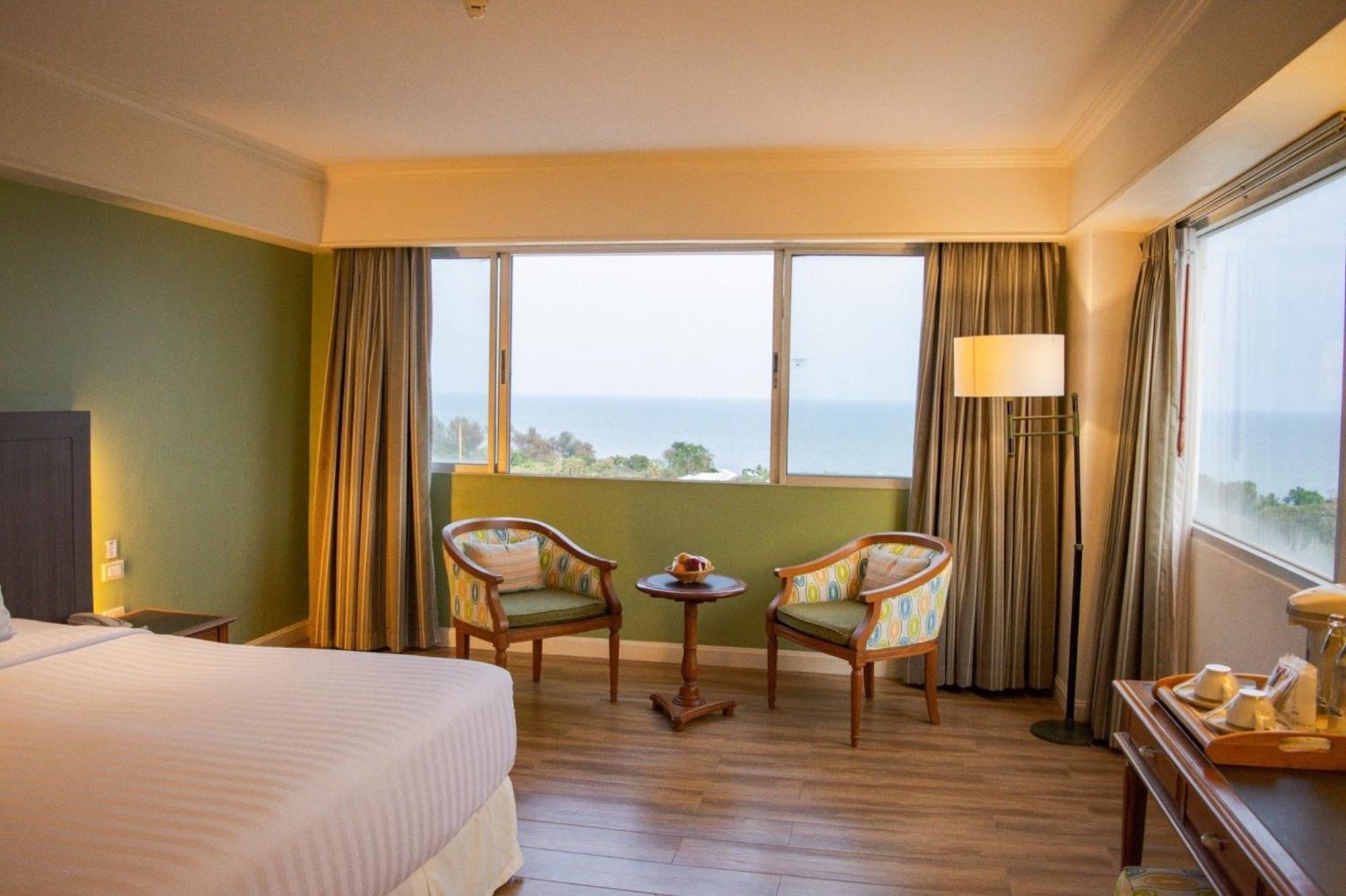 Hua Hin Grand Hotel And Plaza - Sha Extra Plus Экстерьер фото