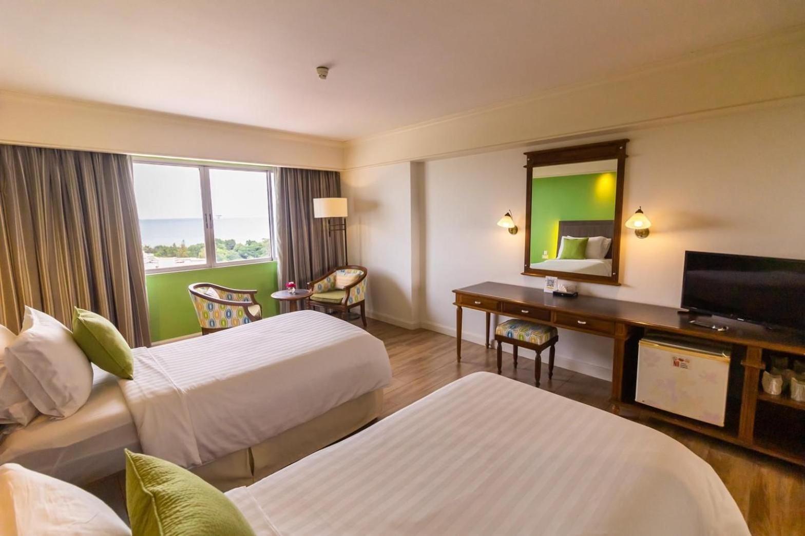 Hua Hin Grand Hotel And Plaza - Sha Extra Plus Экстерьер фото