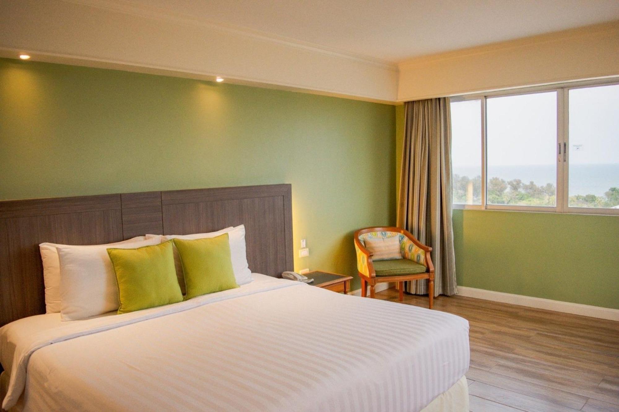 Hua Hin Grand Hotel And Plaza - Sha Extra Plus Экстерьер фото